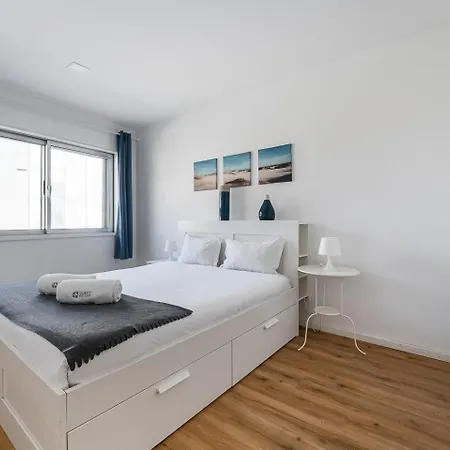 Guestready - Beautiful Plateau * Porto