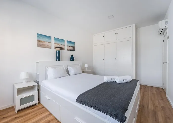 Guestready - Beautiful Plateau Apartment Porto